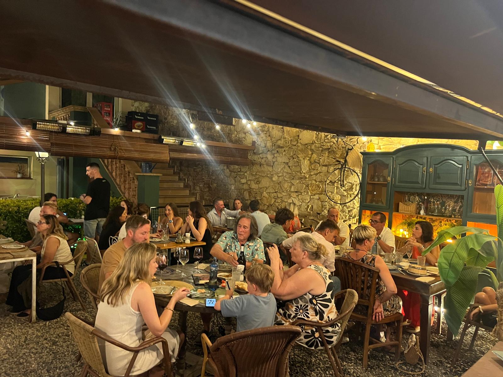 Ambient nocturn terrassa